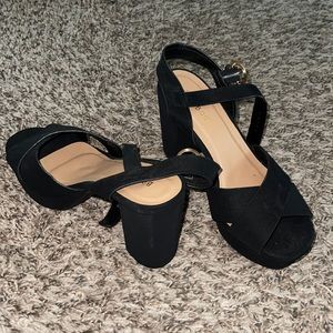 BRAND NEW HEELS